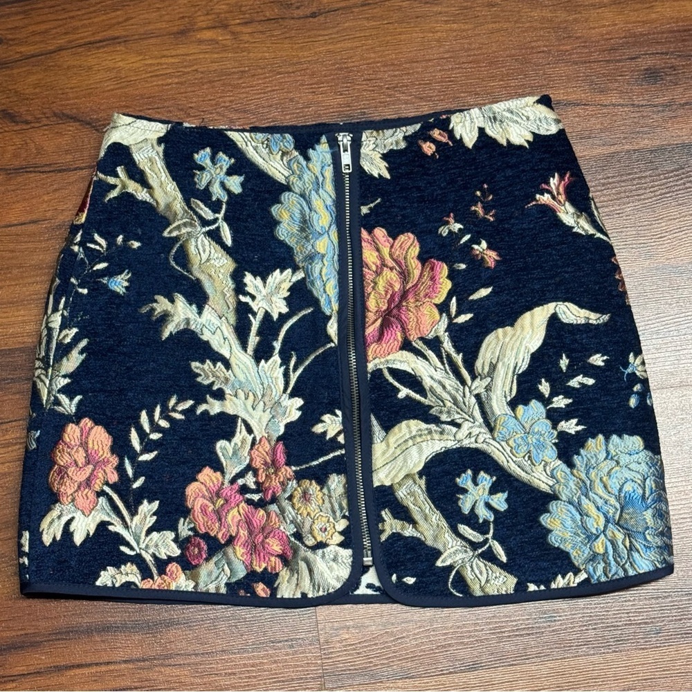 Bb Dakota Tapestry Floral Mini Skirt Size 2 - Picture 1 of 2